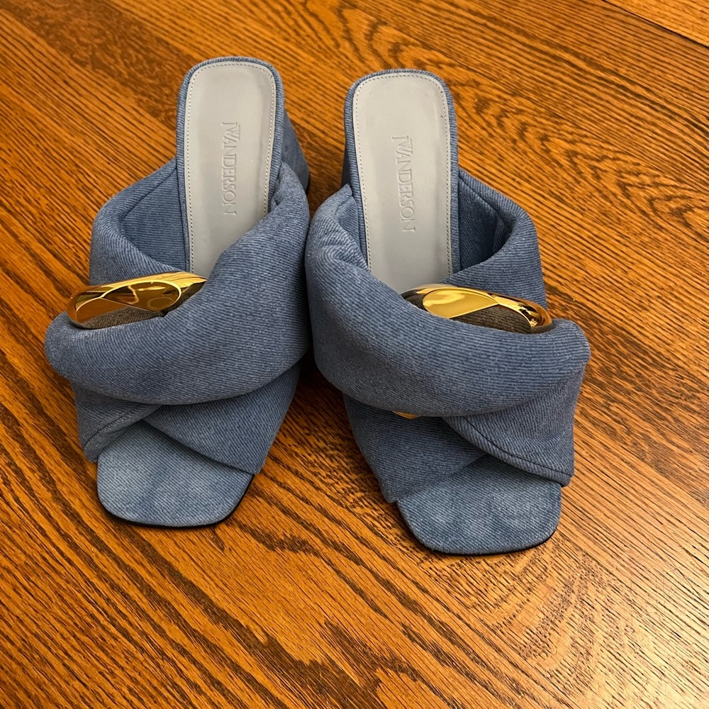 JW ANDERSON Blue Sandals with Gold Accent